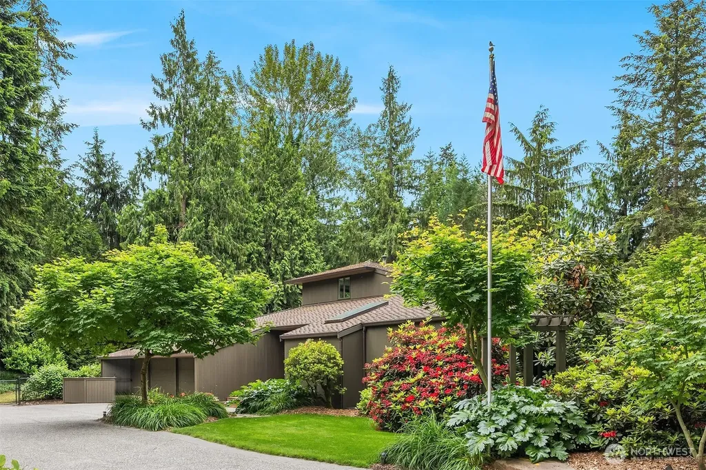 3908 142nd Place NE Bellevue WA 98007