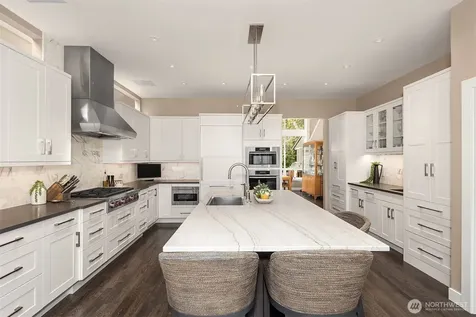 3908 142nd Place NE Bellevue WA 98007