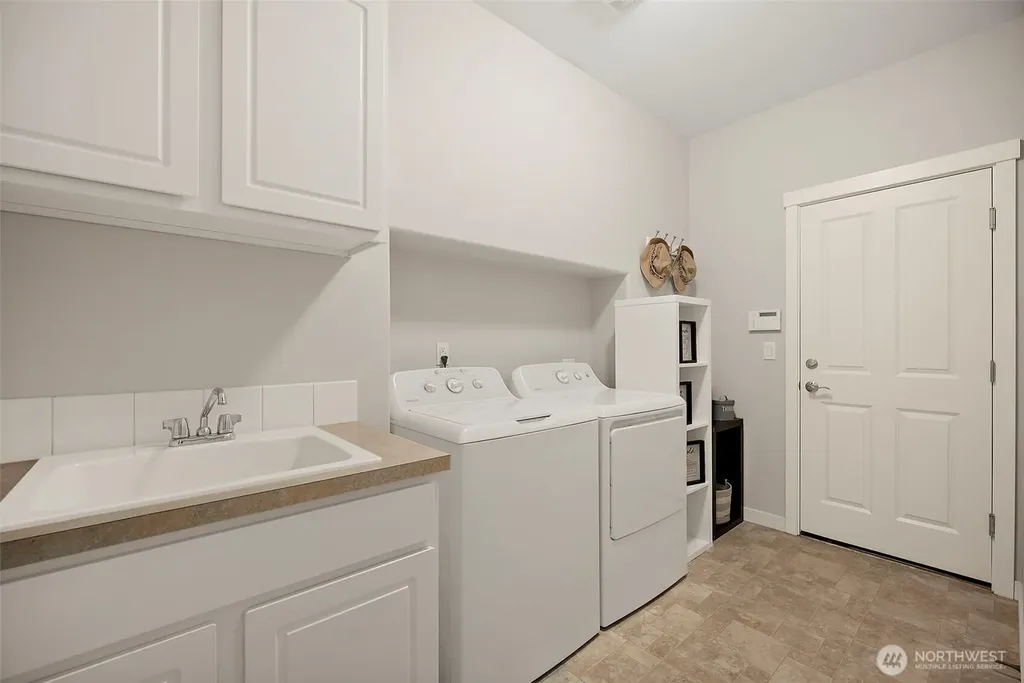 1177 Bell Hill Place Dupont WA 98327