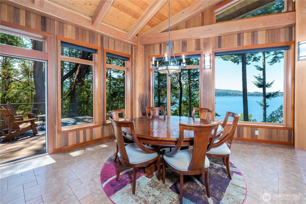 2463 E Sequim Bay Road Sequim WA 98382