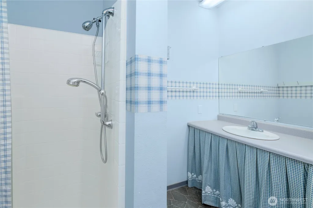 2463 E Sequim Bay Road Sequim WA 98382