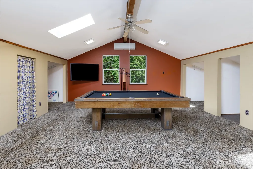 2463 E Sequim Bay Road Sequim WA 98382