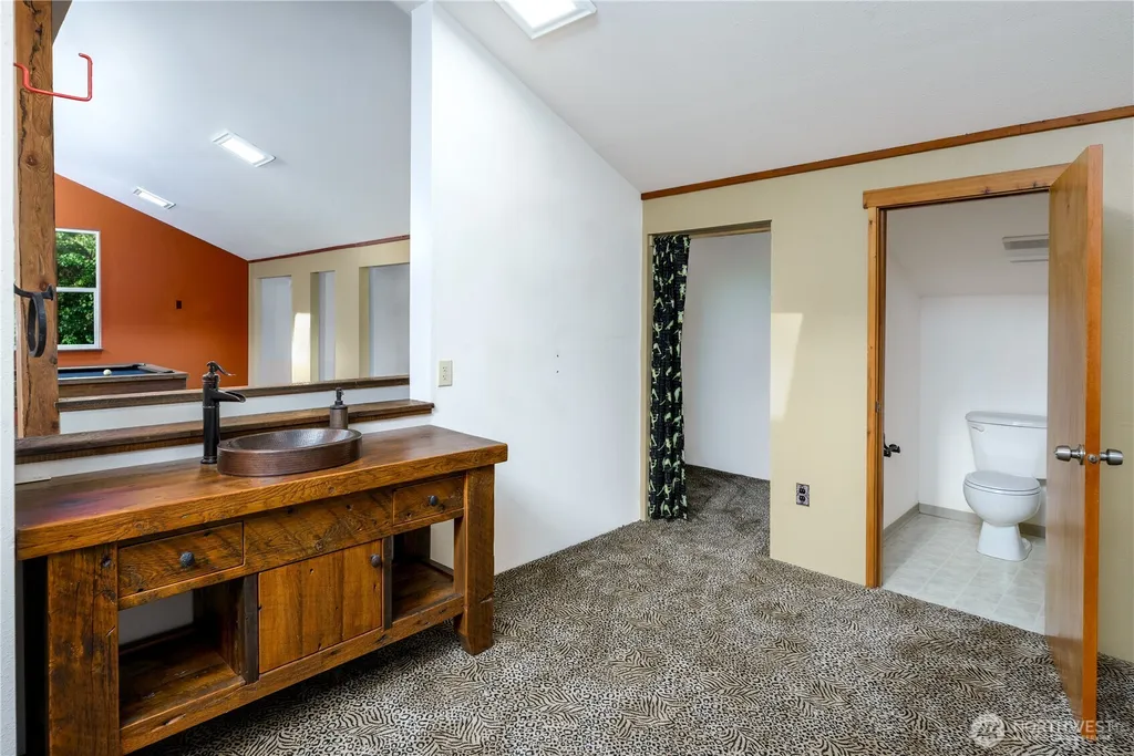 2463 E Sequim Bay Road Sequim WA 98382