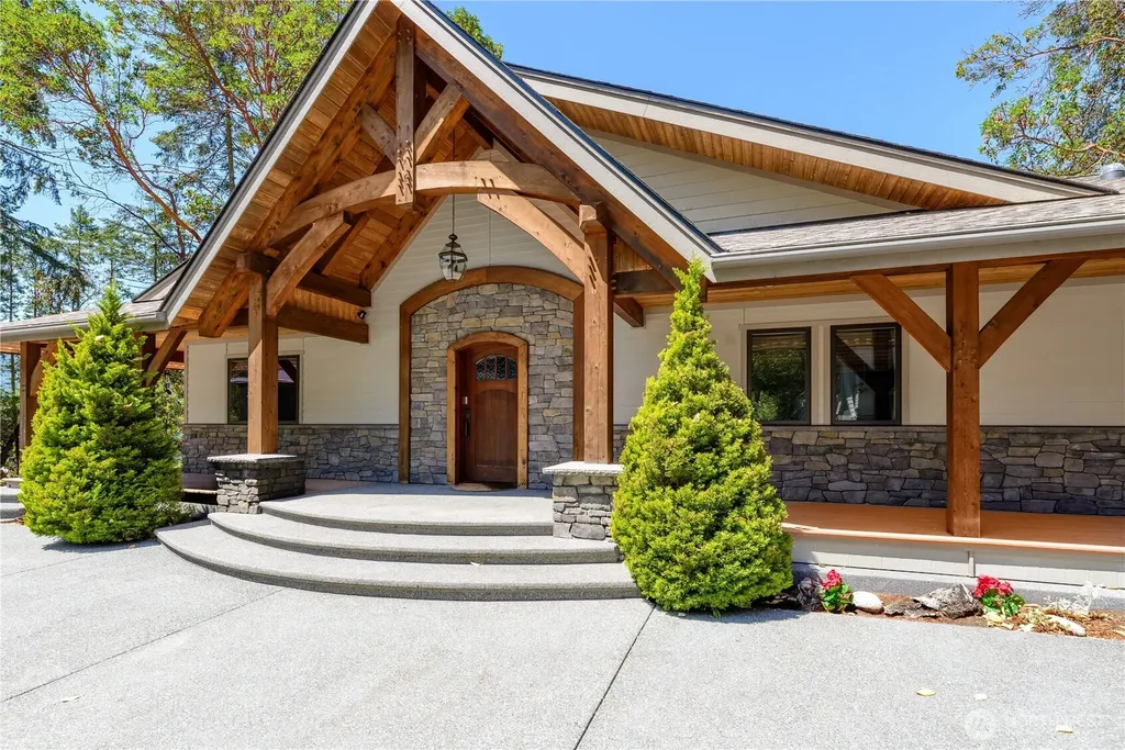 2463 E Sequim Bay Road Sequim WA 98382