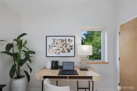 8625 30th Avenue SW Seattle WA 98126