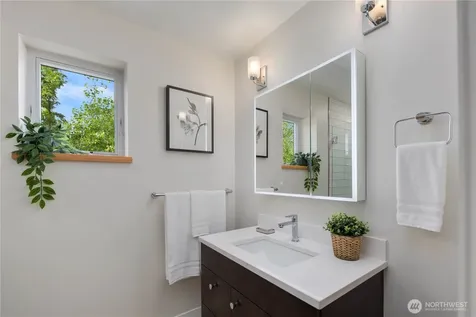 8625 30th Avenue SW Seattle WA 98126