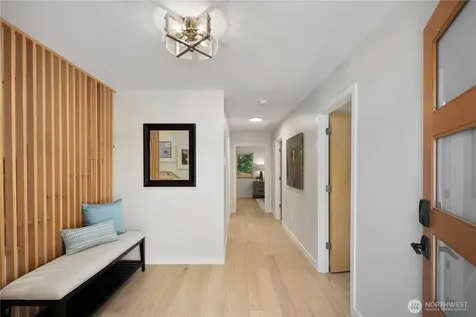 8625 30th Avenue SW Seattle WA 98126