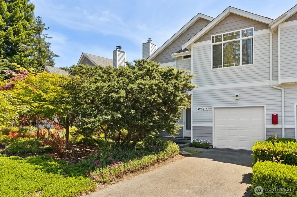 4732 Lakeshore Lane SE Olympia WA 98513