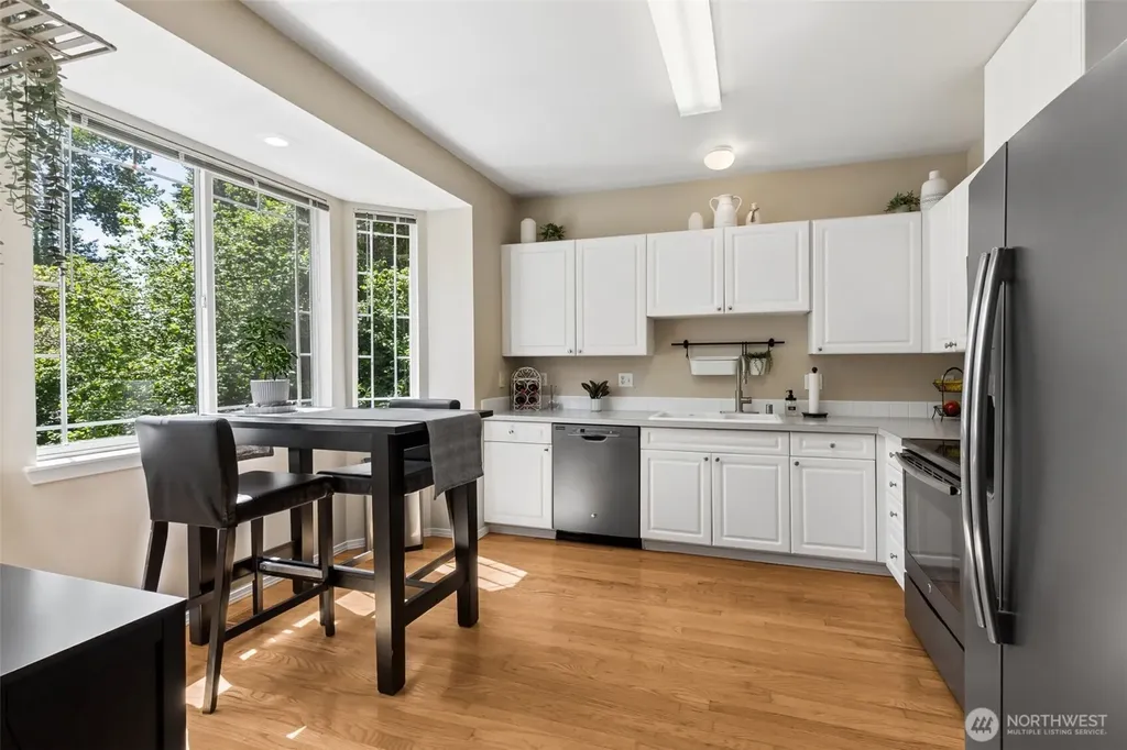 4732 Lakeshore Lane SE Olympia WA 98513