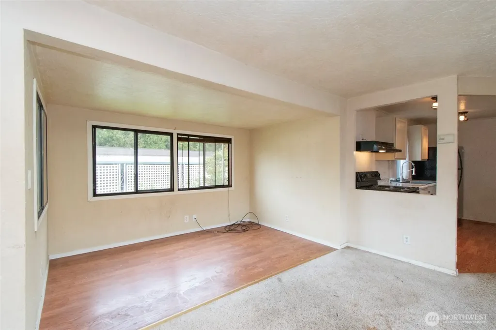 90 Baywood Village Sequim WA 98382