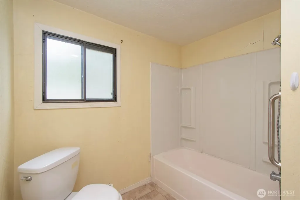 90 Baywood Village Sequim WA 98382