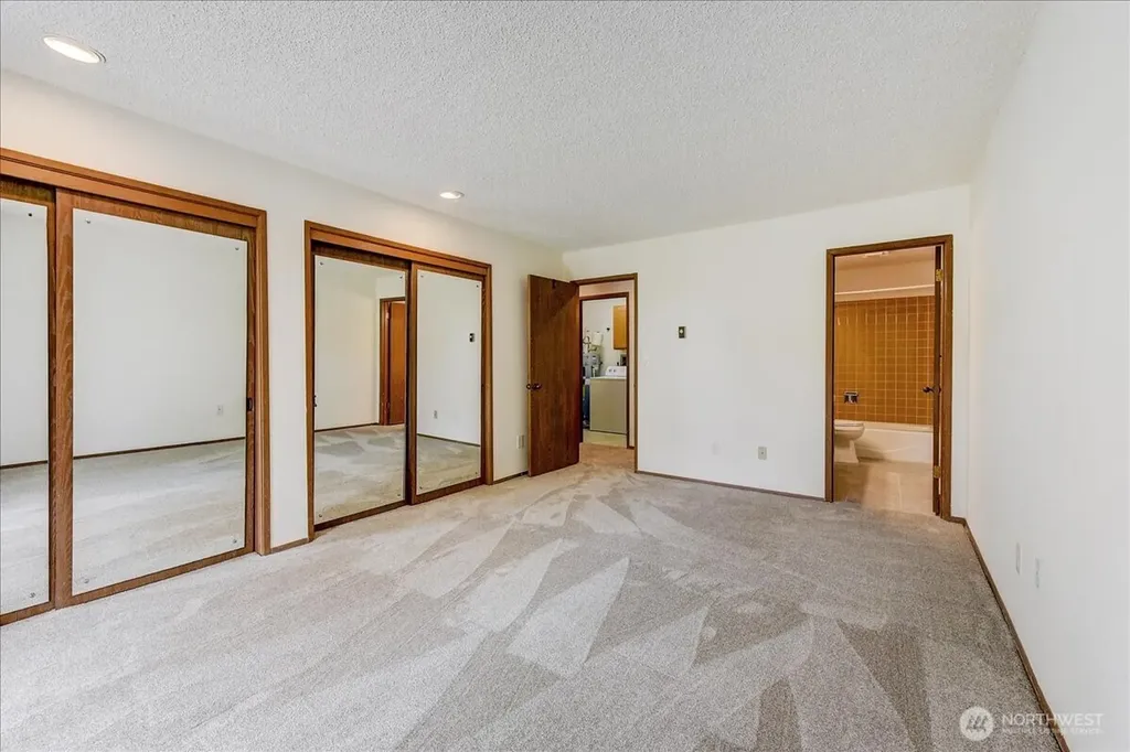 8106 53rd Avenue W Mukilteo WA 98275