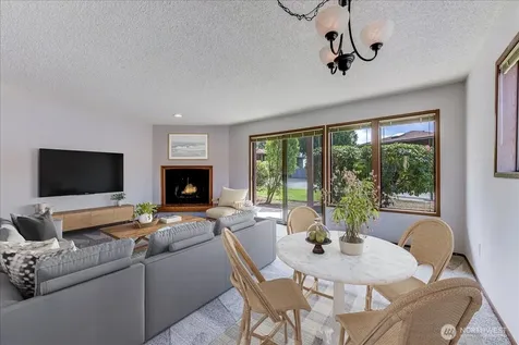 8106 53rd Avenue W Mukilteo WA 98275