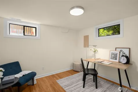 2456 3rd Avenue W Seattle WA 98119