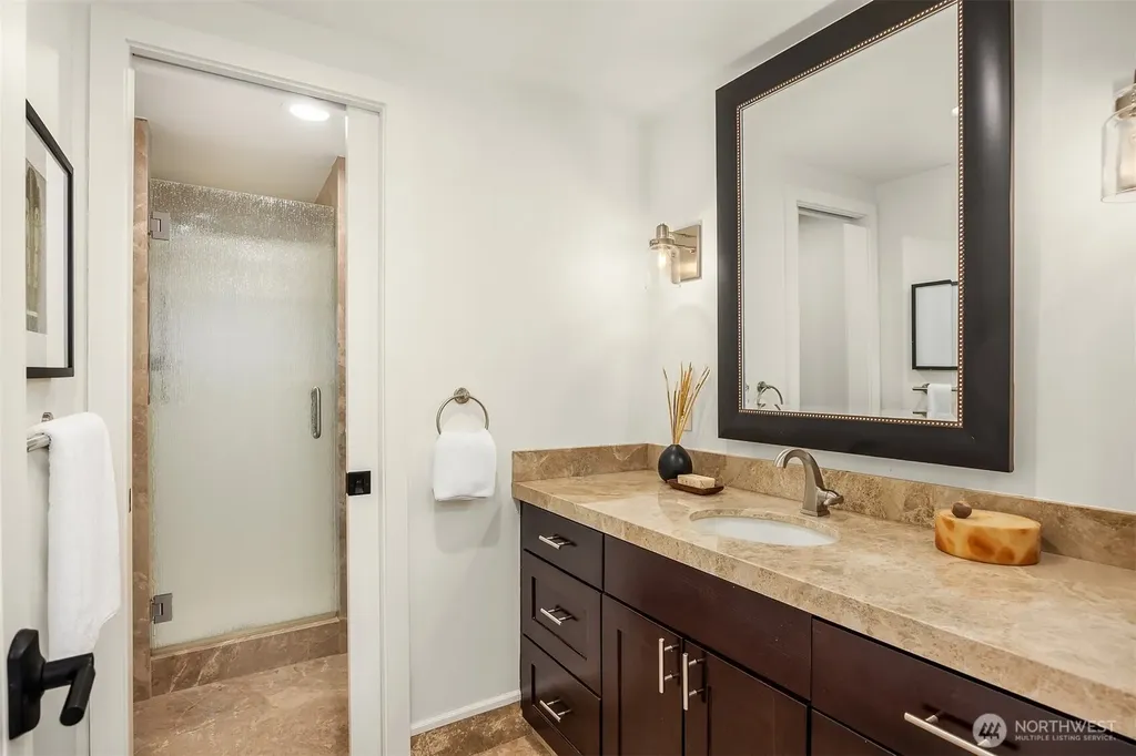 2031 Fairview Avenue E Seattle WA 98102