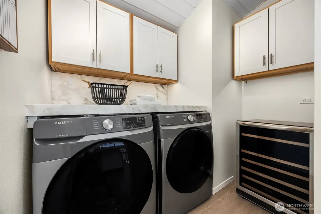 2031 Fairview Avenue E Seattle WA 98102