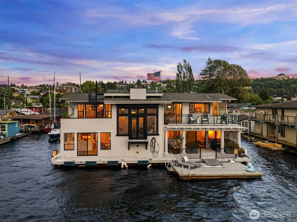 2031 Fairview Avenue E Seattle WA 98102