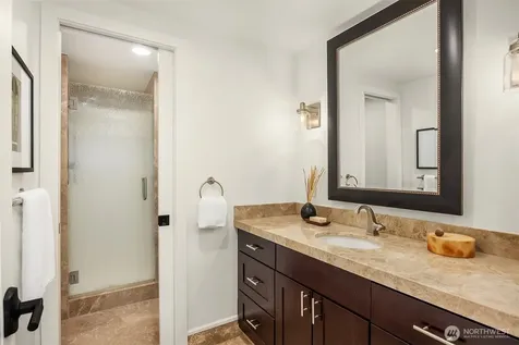 2031 Fairview Avenue E Seattle WA 98102
