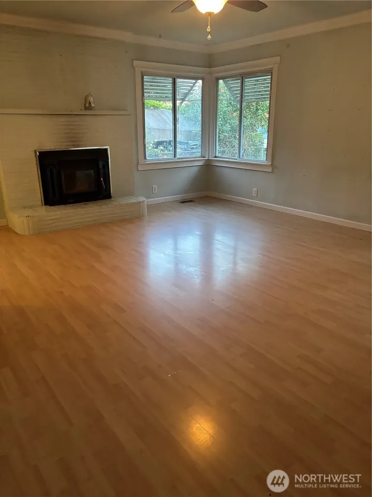 1509 Everett Street Sumner WA 98390