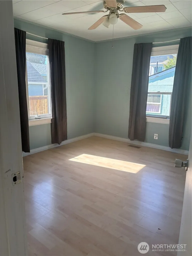 1509 Everett Street Sumner WA 98390
