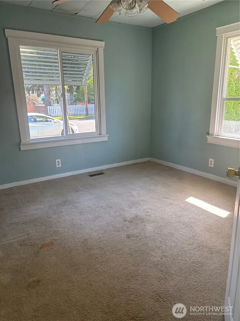1509 Everett Street Sumner WA 98390