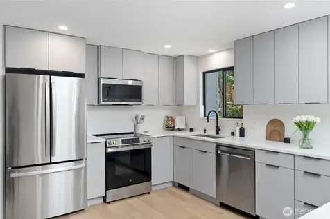 12351 SE 96th Place Renton WA 98056