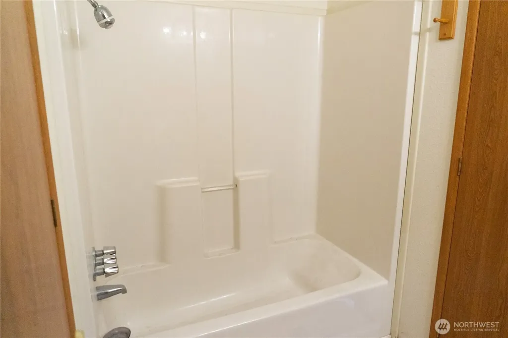 772 Lincoln Avenue E Tenino WA 98589