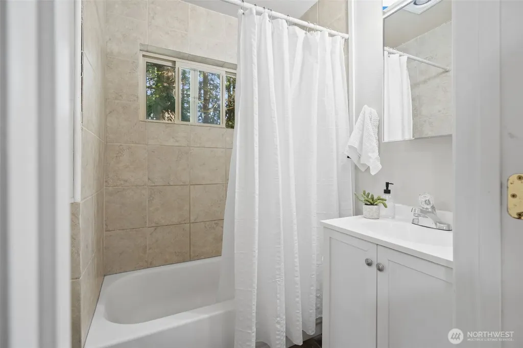 415 Sudden Valley Drive Bellingham WA 98229