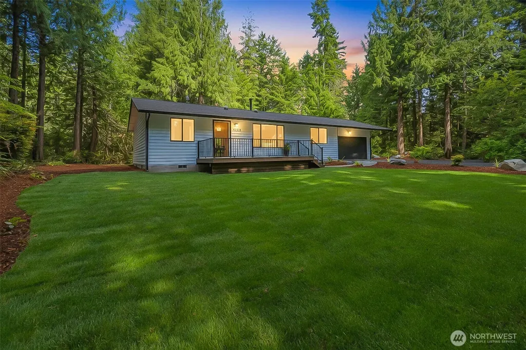 8726 NW Freddies Lane Bremerton WA 98312