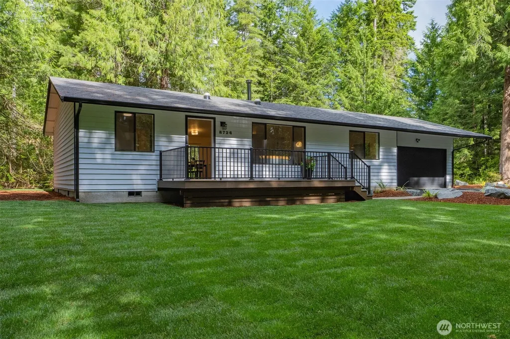 8726 NW Freddies Lane Bremerton WA 98312
