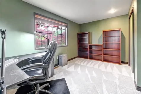 4914 Dover Street Everett WA 98203