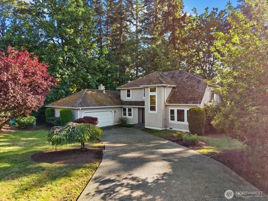 8561 135th Avenue SE Newcastle WA 98059