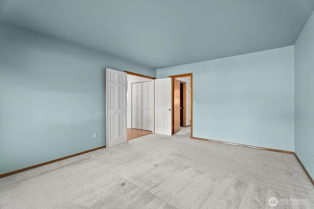 8561 135th Avenue SE Newcastle WA 98059