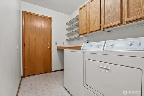 8561 135th Avenue SE Newcastle WA 98059