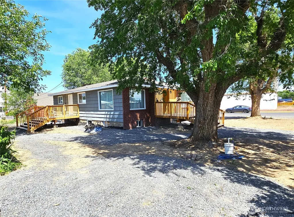 134 4th Avenue SE Soap Lake WA 98851