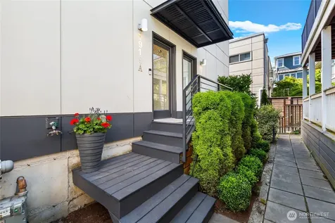 1919 9th Avenue W Seattle WA 98119