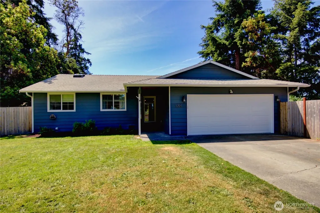 1054 NE Pennington Loop Coupeville WA 98239
