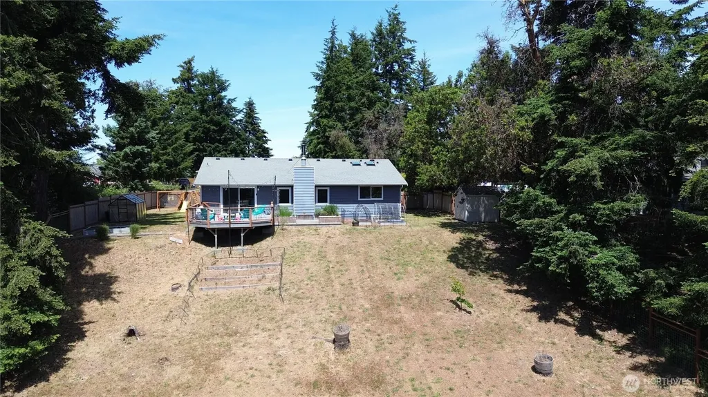 1054 NE Pennington Loop Coupeville WA 98239