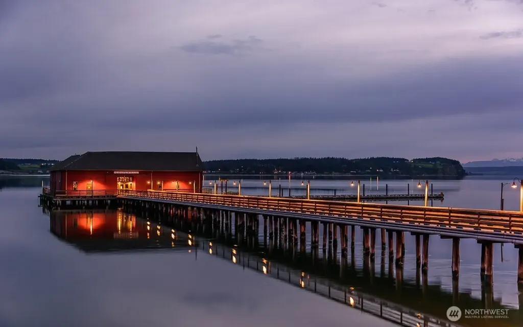 1054 NE Pennington Loop Coupeville WA 98239