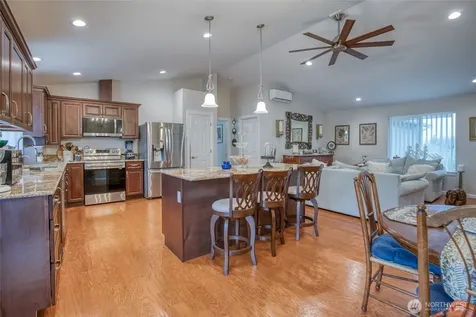 3214 Sanderling Drive Hoquiam WA 98550