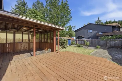313 E 52nd Street Tacoma WA 98404