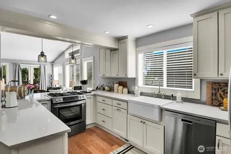 11239 NE 91st Street Kirkland WA 98033