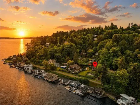 14238 41st Avenue NE Seattle WA 98125