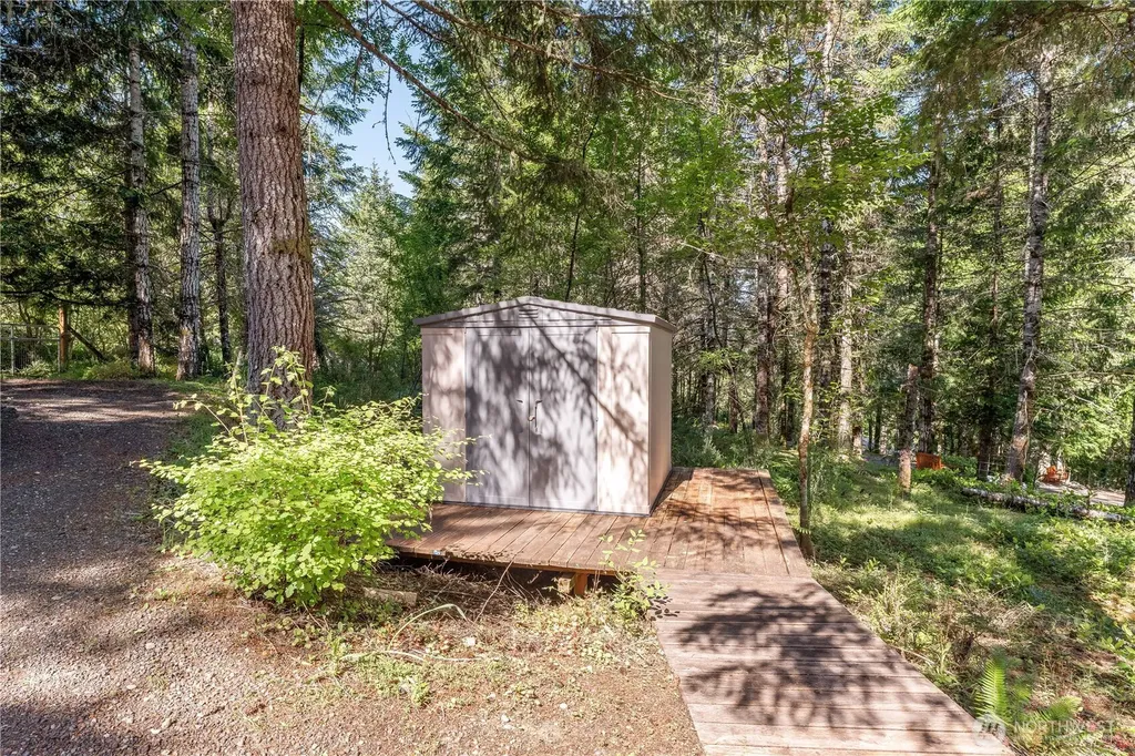 110 E Glacier Crest Road Grapeview WA 98546