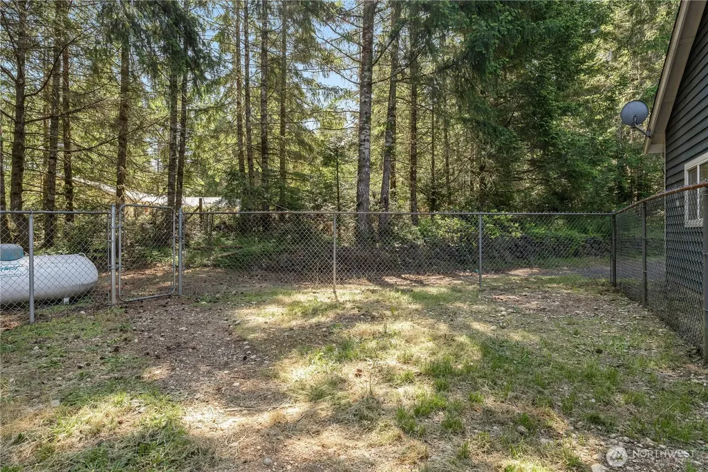 110 E Glacier Crest Road Grapeview WA 98546