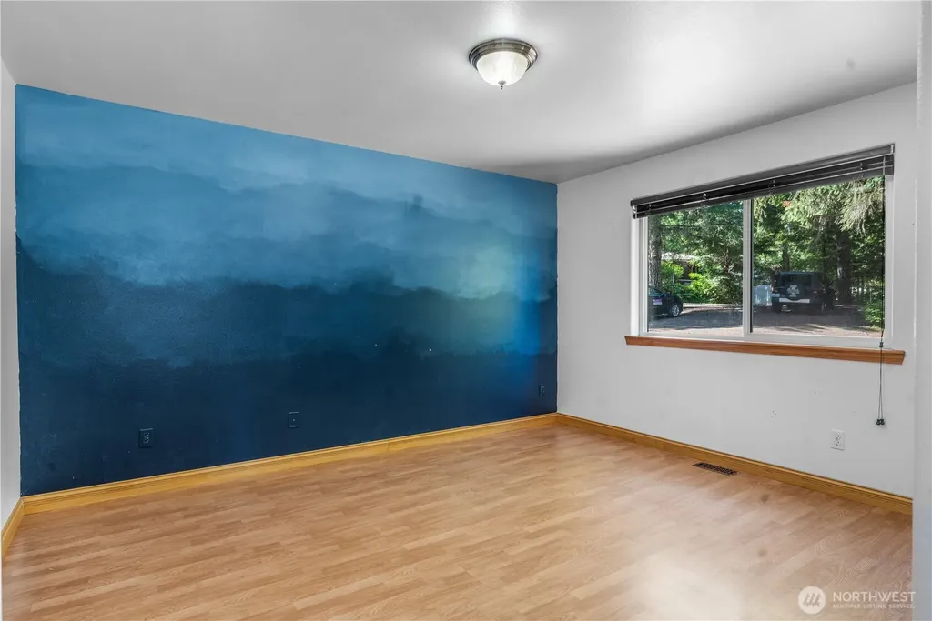 110 E Glacier Crest Road Grapeview WA 98546