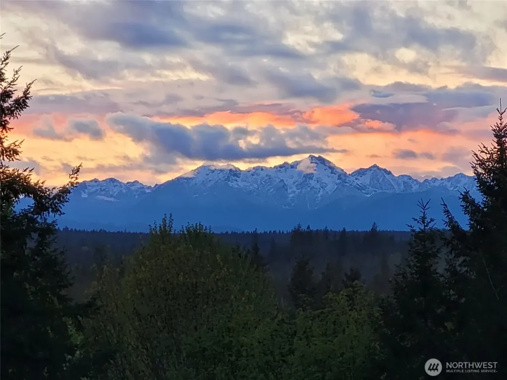 110 E Glacier Crest Road Grapeview WA 98546