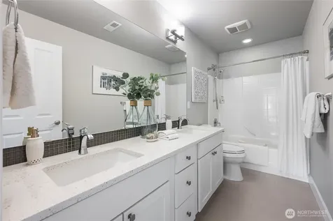 16721 8th Avenue NE Shoreline WA 98155