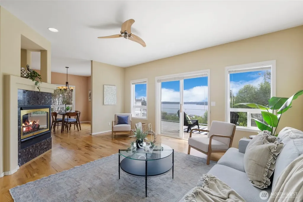 10566 Ogle Road NE Poulsbo WA 98370