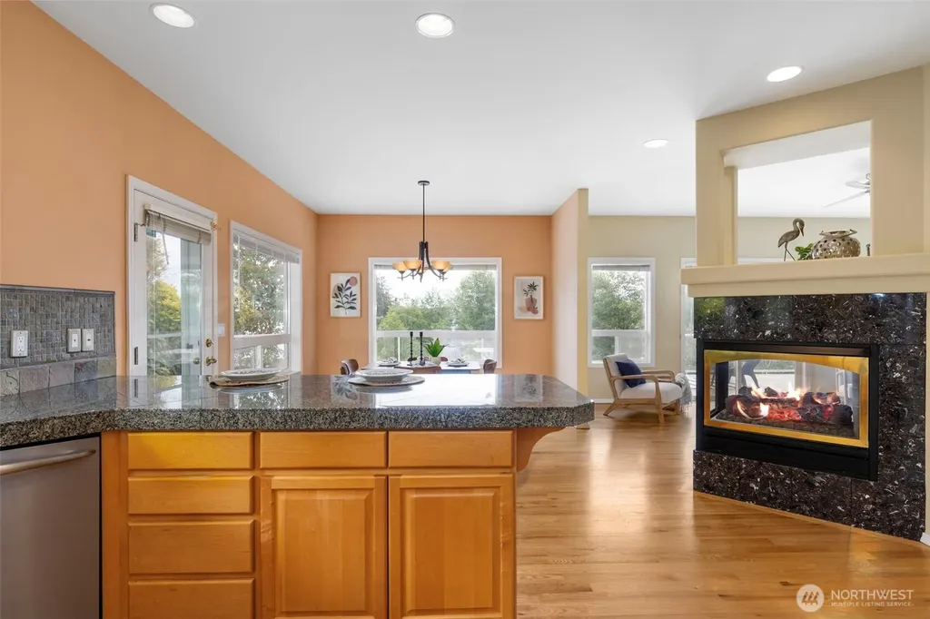 10566 Ogle Road NE Poulsbo WA 98370